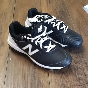 new balance women's fusev2 softball cleats